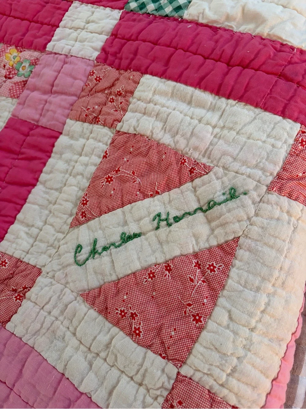 Vintage Friendship Signature Quilt - Hand Quilted Pink Patchwork 61 x 74”